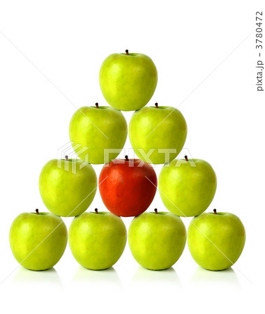 green apples on a pyramid shape - be different 3780472