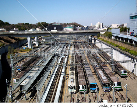 小田急線　唐木田車庫 3781920