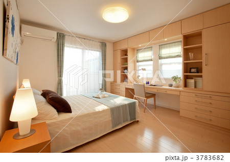 ベッドルームと収納 3783682
