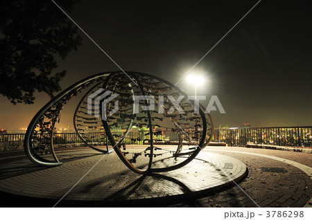 ビーナステラス 愛の鍵モニュメント ビーナステラス 愛の鍵モニュメント 3786298