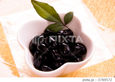 お正月の黒豆煮（丹波黒） 3789572