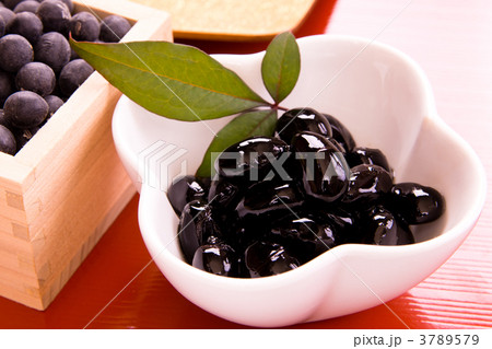 丹波篠山の黒豆煮 3789579