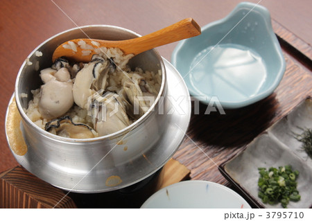 牡蠣の炊き込みご飯 牡蠣の炊き込みご飯 3795710