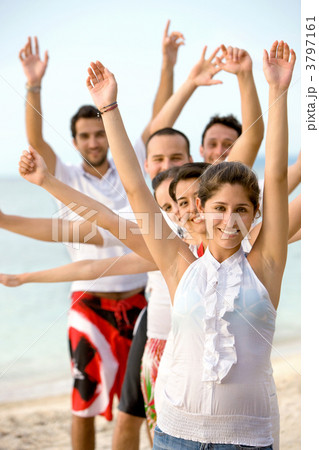Happy beach friends 3797161