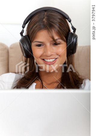 Woman with headphones 3797941