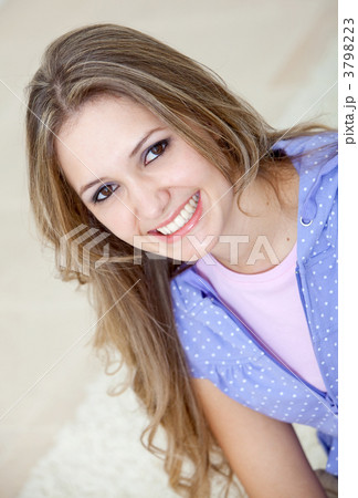 Happy woman portrait 3798223