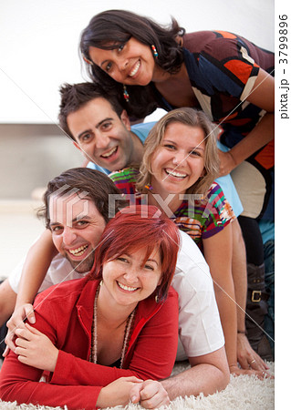 Group of friends on the floor 3799896