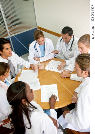 doctors in a meeting 3801737