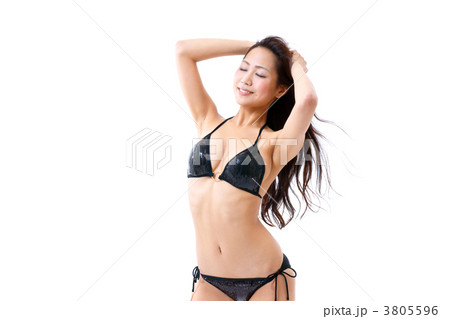 水着の若い女性 3805596