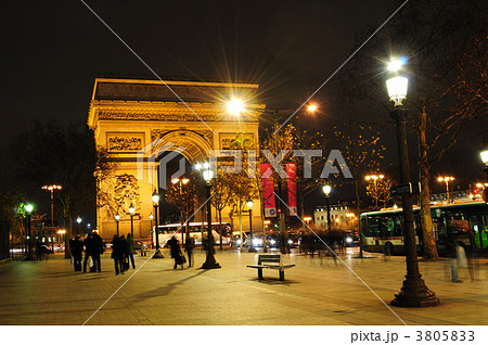 フランス　パリ　凱旋門 3805833
