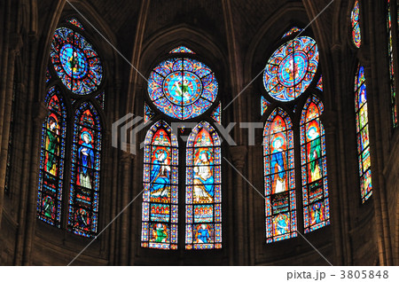 フランス　パリ　ノートルダム大聖堂 3805848