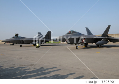 F-22 3805901