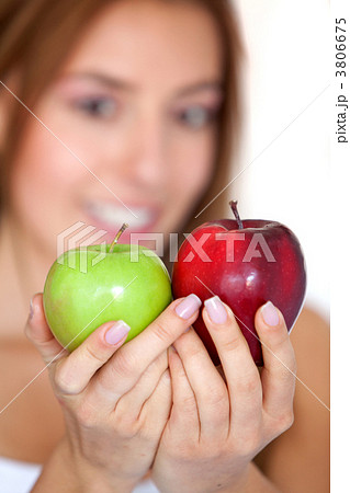 healthy eating woman 3806675