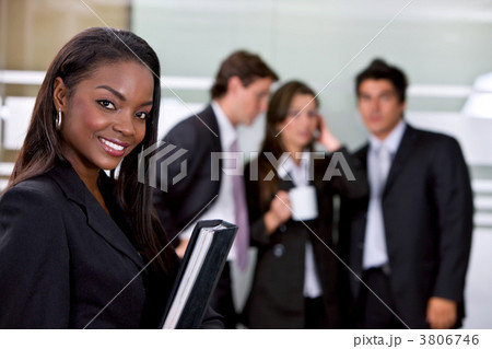 business woman smiling 3806746