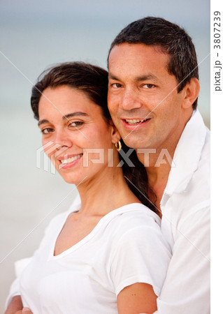 Couple on vacations 3807239