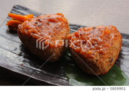 焼きおにぎり 3809901