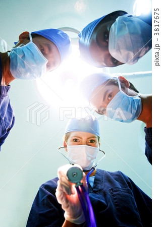 doctors in a hospital 3817675