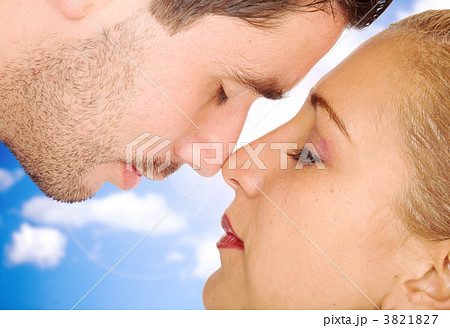 couple in love 3821827