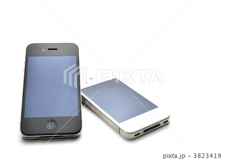 スマホ　２つ 3823419