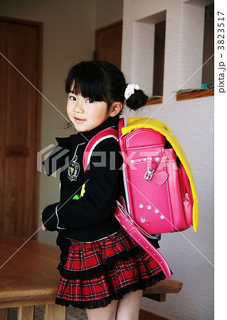 新入学の女の子 3823517