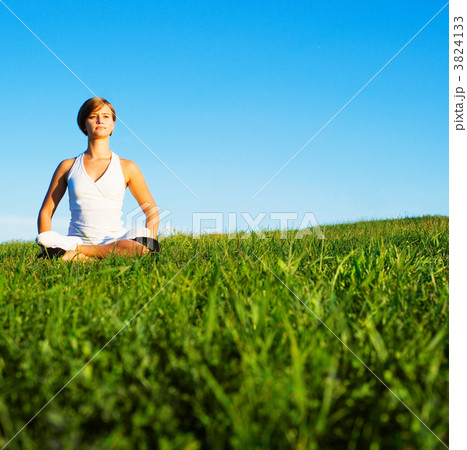 Young Woman Doing Yoga 3824133