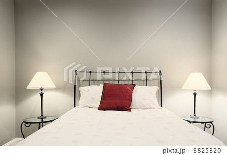Bed and Lamps Bed and Lamps 3825320