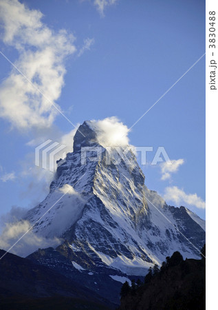雲を纏ったマッターホルン 3830488