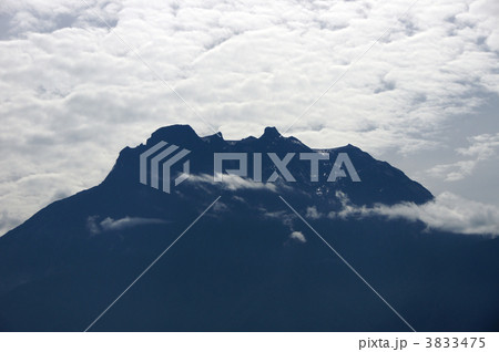 キナバル山 3833475