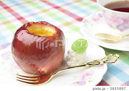 焼きリンゴと紅茶 焼きリンゴと紅茶 3835897