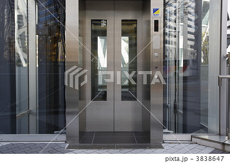 エレベーター 3838647