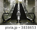 屋内エスカレーター 3838653