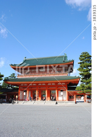 平安神宮の應天門（神門） 3839335