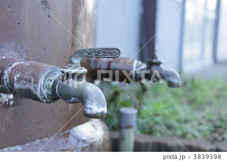 自噴井戸 3839398