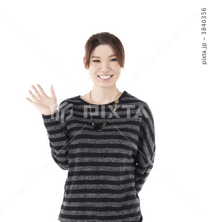20代前半の若いお母さん 3840356