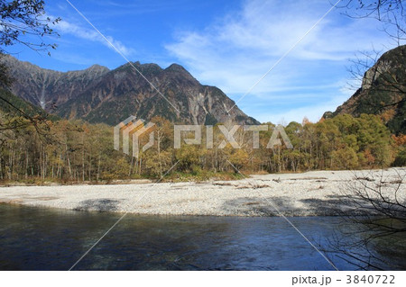 上高地の紅葉 3840722