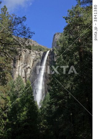 ヨセミテ公園内のブライダルベール・フォール 3841380