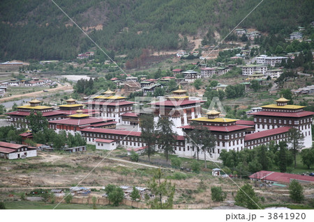 ブータン王国首都ティンプー　タシチョ・ゾン 3841920