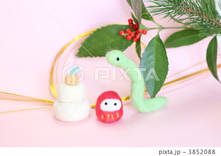 巳年のお正月飾り 3852088