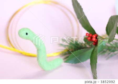 巳年のお正月飾り 3852092