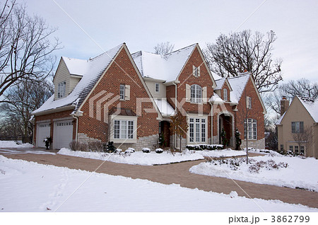 Majestic Newly Constructed Home Majestic Newly Constructed Home 3862799