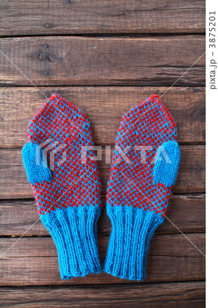 手編みのニット手袋 北欧風ミトン 手編みのニット手袋 北欧風ミトン 3875201