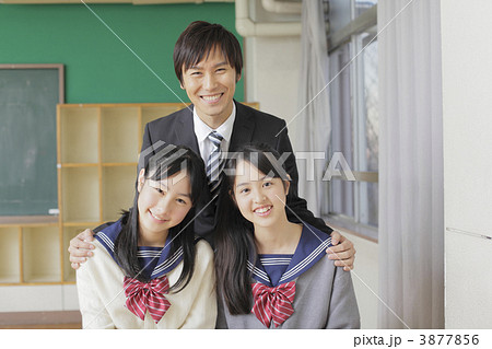 High school student japan hi-res stock photography and images