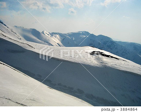 残雪の北アルプス北部 3884864