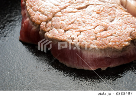 ヒレ肉のステーキ 3888497