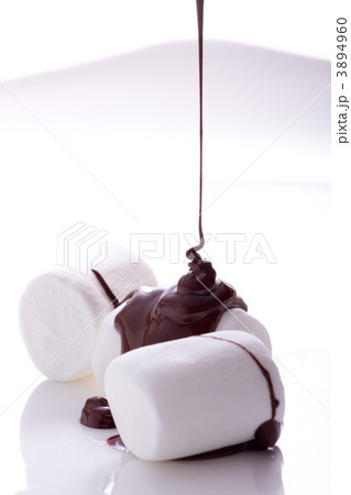 マシュマロにチョコレート マシュマロにチョコレート 3894960