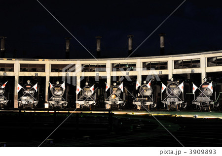梅小路SL館　夜間展示　ライトアップ-3　2012年 3909893