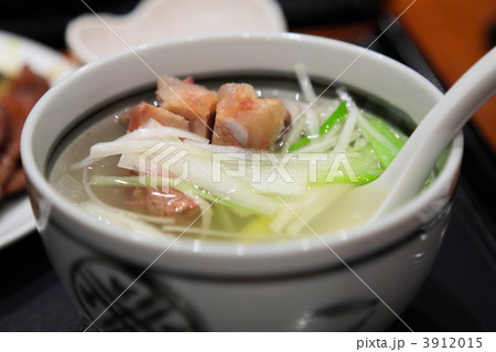 おいしいテールスープ 3912015