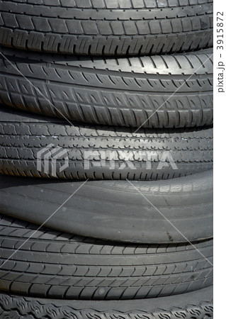 Discarded tires 3915872