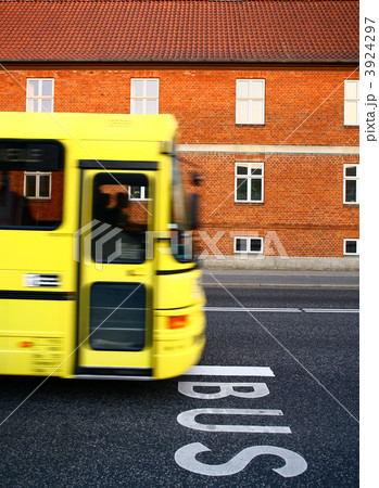bus bus 3924297