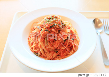 トマトとツナのスパゲッティ 3929145
